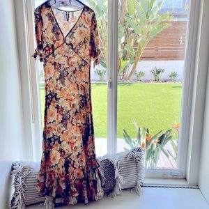 KIVARI, Primrose Midi Dress, Size XS